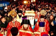 Верующие Одессы встретили десницу святого великомученика Георгия Победоносца