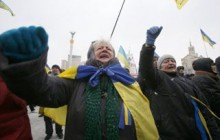 Евромайдан продолжает стоять