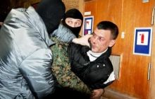"Свобода": Біля будівлі ФПУ затримали міліціонера-провокатора