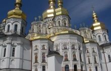 В храмах УПЦ в день Миколи Угодника були піднесені особливі молитви за Україну