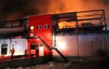 У Києві на місці пожежі на ринку "Столичний" працює п’ять слідчо-оперативних груп