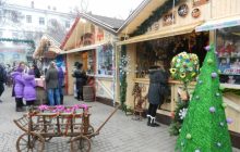В Одессе на Дерибасовской открылась рождественская ярмарка (фото)