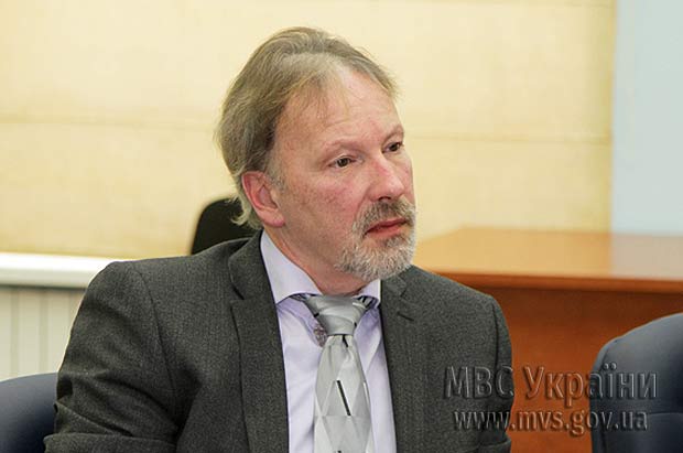 Експерти Європейської комісії зустрілися з українськими правоохоронцями Експерти Європейської комісії зустрілися з українськими правоохоронцями