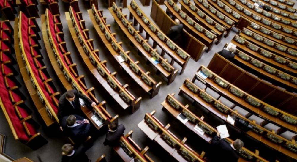 Як Партія регіонів «скуштувала» президентського батога