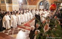 На праздничной литургии в Киево-Печерской лавре Рождество встретили около 2,5 тыс. верующих