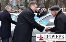 Черкаським ветеранам подарували 42 автомобілі до 60-річчя області