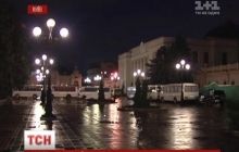 Антимайдан у Маріїнському парку знову "оживає", а на Євромайдані знімають кіно
