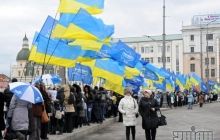 Колонны митингующих сторонников ПР направляются к Верховной Раде