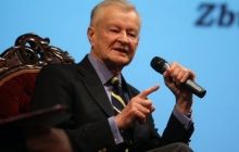 Бжезинский: Путин выдает свою необразованность, когда говорит, что россияне и украинцы - единый народ
