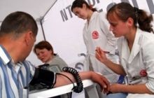 В столице за медицинской помощью обратились двое участников акций