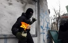 У Херсоні затримали хлопців, які кидали «коктейлі Молотова» в офіс ПР