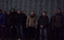 В Будинку профспілок допитали ще одну групу з 40 "тітушок"