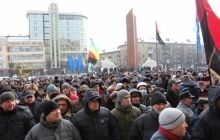 В Ивано-Франковске митингующие освободили помещение ОГА