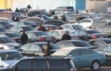Бензин в Україні через зростання долара подорожчав ще на 10 коп.