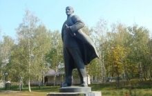 Сумской горсовет готов передать памятник Ленину коммунистам за 16 млн грн