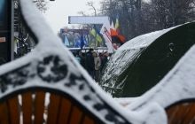 В центре Луганска убрали лавочки и урны, опасаясь возможных беспорядков