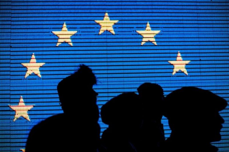 Безработица в Великобритании за три месяца составила 7,1%