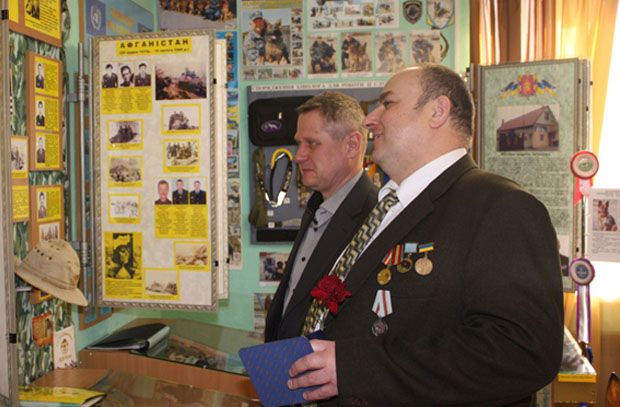 На Запоріжжі вшановували міліціонерів-учасників бойових дій
На Запоріжжі вшановували міліціонерів-учасників бойових дій