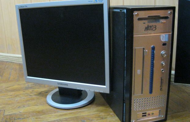 Комп'ютери з КМДА міліція знайшла на Тернопільщині Комп'ютери з КМДА міліція знайшла на Тернопільщині