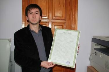 Теперь 27-летний Сулейман Велиев — сертифицированный передатчик стиля Хафс-ан-Асим