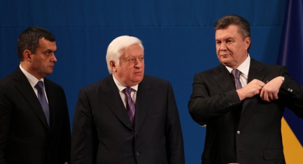 Янукович, Пшонка, Захарченко