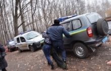 Подозреваемый в поджоге автомобилей в Киеве рассказал, от кого получил "задание"