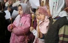 У Харкові школярі, студенти та вчителі молилися про мир в Україні (фото)