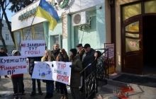 Олійник назвав безглуздими заклики опозиції до бойкоту товарів т.зв. "підприємств ПР"