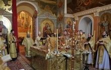 У Києво-Печерській лаврі в день пам'яті трьох святителів відбулася святкова літургія