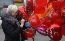 В Киргизстане запрещают "валентинки" в школах