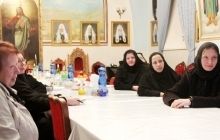 Сестри Горненського монастиря в Єрусалимі вивчають релігійне мистецтво Європи Нового часу