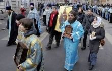 Молодежный крестный ход состоялся в Санкт-Петербурге