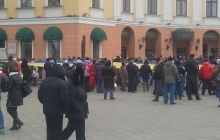 У Одесі одночасно проходять дві масові акції – активістів Євромайдану і його противників