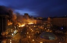 На Майдані Незалежності розібрали майже усю бруківку
