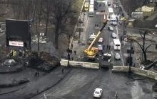 Силовики будують барикади на Грушевського