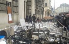 У Львові з захоплених райвідділів міліції викрадено зброю