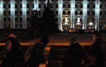 В Полтаве милиция оттеснила митингующих от ОГА, люди готовятся к новой атаке