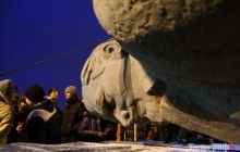 В Кременчуге демонтированы два памятника Ленину