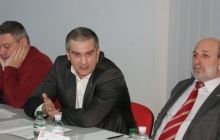 Новий прем'єр Криму заявив, що підкорятиметься Януковичу