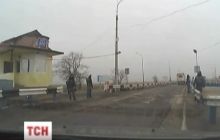 Крым отгородился от Украины вооруженными блокпостами