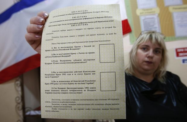 Бюллетень на псевдореферендуме в Крыму / REUTERS