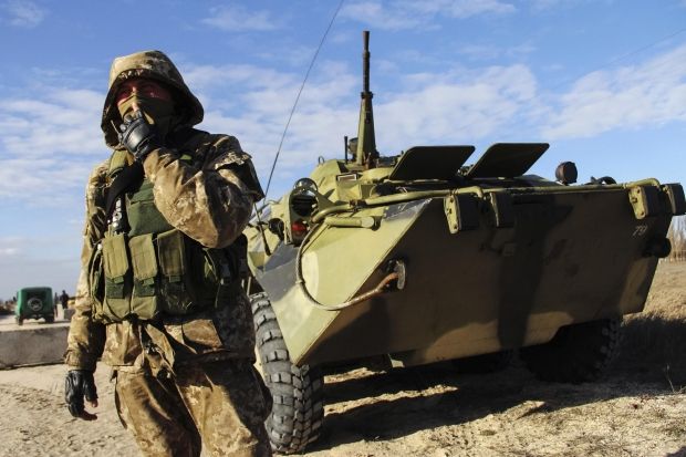 Турчинов выразил искреннюю благодарность украинским военнослужащим / REUTERS