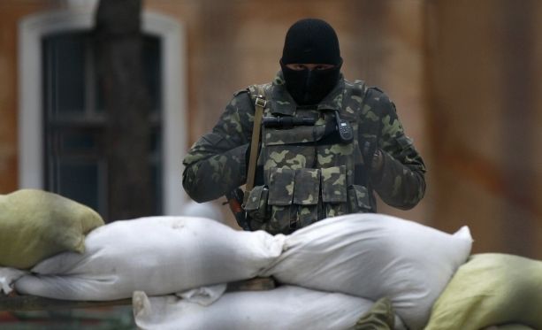 Россия сосредоточила  большие силы на восточной границе Украины / REUTERS