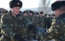 Захоплений штаб ВМС пограбовано сепаратистами, українські військові здаватися не збираються