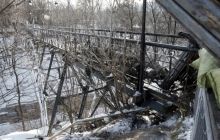 Частково згорівший у протестах Міст закоханих у Києві відремонтує громада Коломиї – КМДА