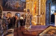 Місцеблюститель Київської митрополичої кафедри звершив першу в цьому році Літургію Передосвячених Дарів