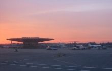 Семейную пару из Москвы сняли с рейса в США за шутку о бомбе