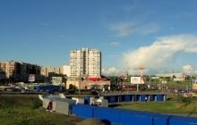 В Киеве около метро из травматического оружия ранили трех человек