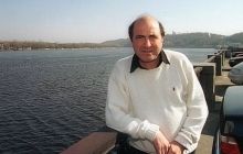 Березовский мог повеситься на своем шарфе - экспертиза