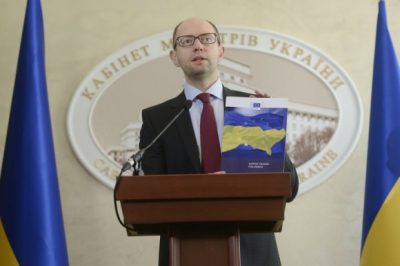 Яценюк хочет заменить Россию в G8 Яценюк хочет заменить Россию в G8